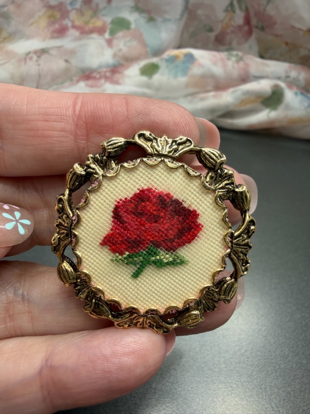 Vintage Gold-Tone Rose petit point Brooch - Red & Green
